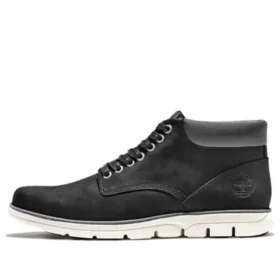 Bradstreet Chukka boots “Black”