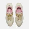 Women’s Motion Access Sneaker
